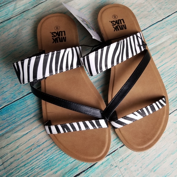 Muk luks Dahlia zebra sandals size 8 NWT - Picture 3 of 6